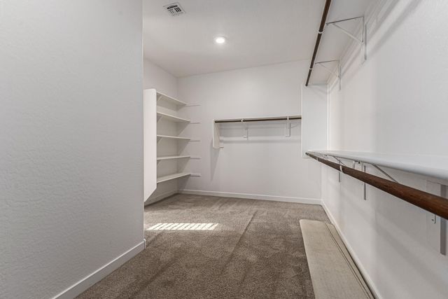 1015 E Thompson, Chandler, AZ 85286