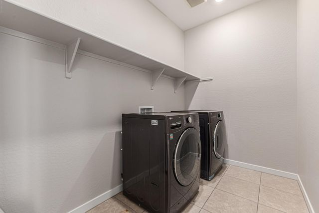 1015 E Thompson, Chandler, AZ 85286