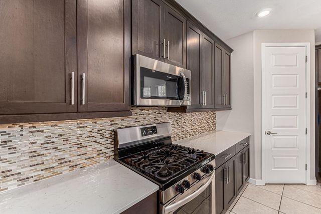 1015 E Thompson, Chandler, AZ 85286