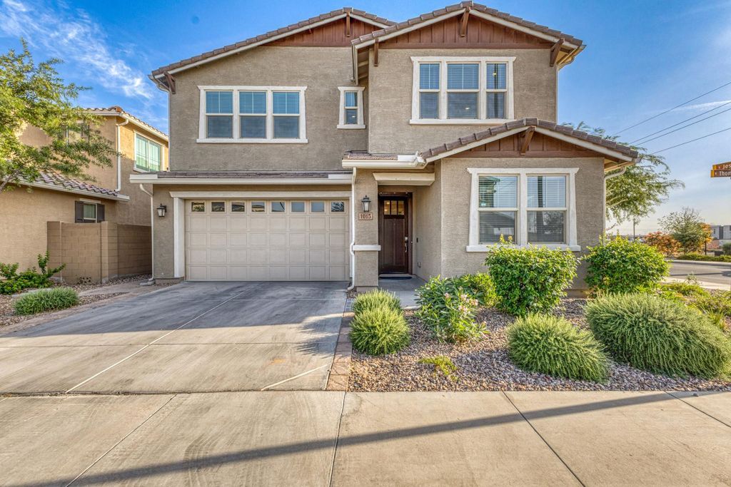 1015 E Thompson, Chandler, AZ 85286