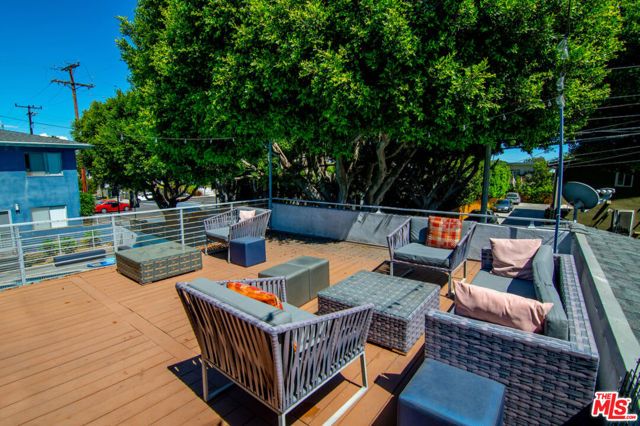 2241 Virginia Avenue 8, Santa Monica, CA 90404