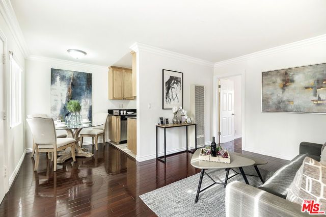 2241 Virginia Avenue 8, Santa Monica, CA 90404