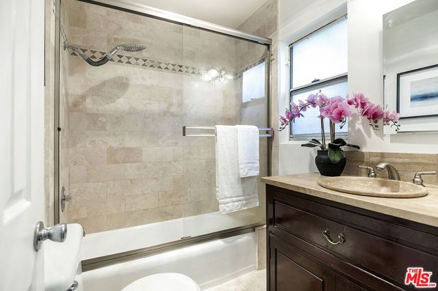 2241 Virginia Avenue 8, Santa Monica, CA 90404