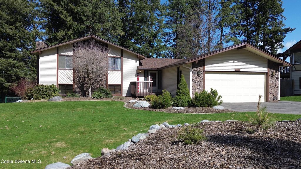 2213 E LOOKOUT DR, Coeur D'alene, ID 83815