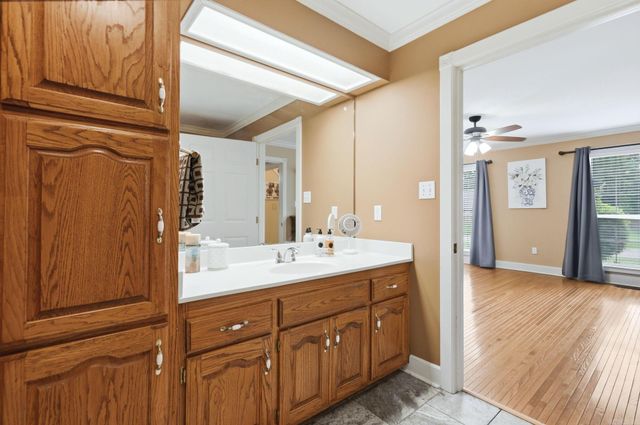305 Brandon Dr, Beebe, AR 72012