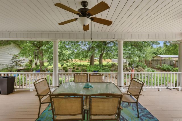 305 Brandon Dr, Beebe, AR 72012