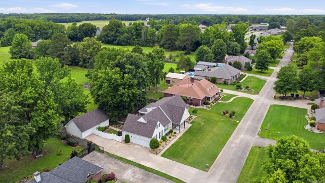 305 Brandon Dr, Beebe, AR 72012