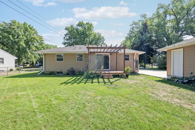 7314 Hayes Street NE, Fridley, MN 55432