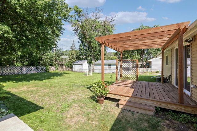 7314 Hayes Street NE, Fridley, MN 55432