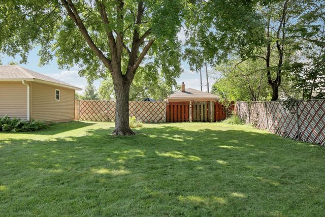 7314 Hayes Street NE, Fridley, MN 55432