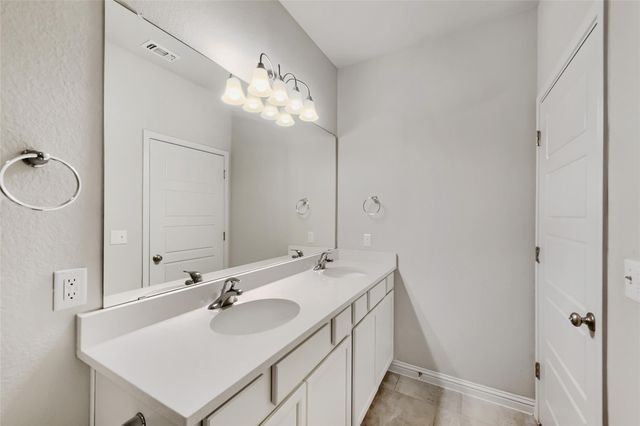 16516 Glimmering RD, Manor, TX 78653
