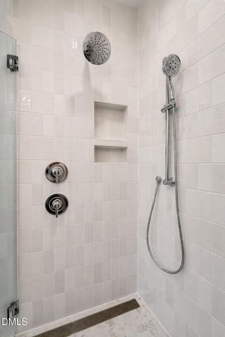 409 Chatham View Road, Cary, NC 27511