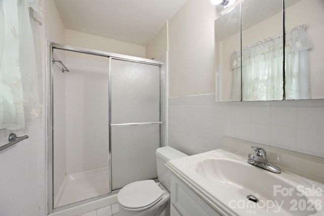 8801 Holiday Drive, Charlotte, NC 28215