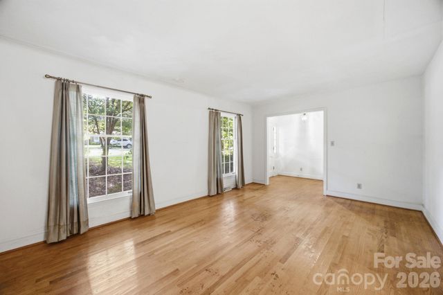 8801 Holiday Drive, Charlotte, NC 28215