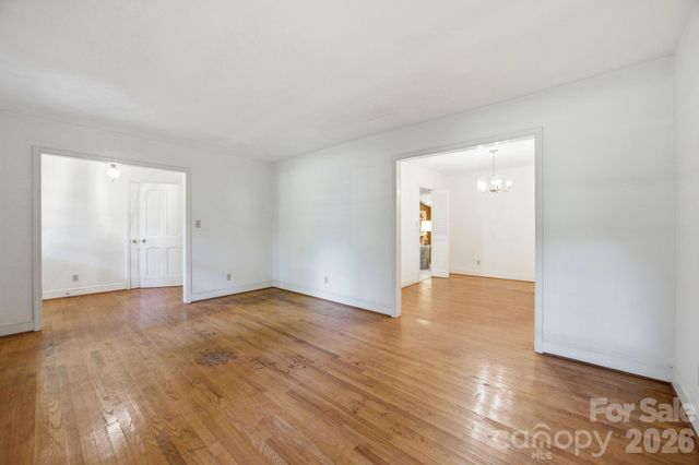 8801 Holiday Drive, Charlotte, NC 28215