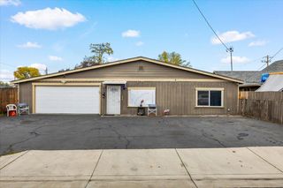 340 Freeman Road, Central Point, OR 97502