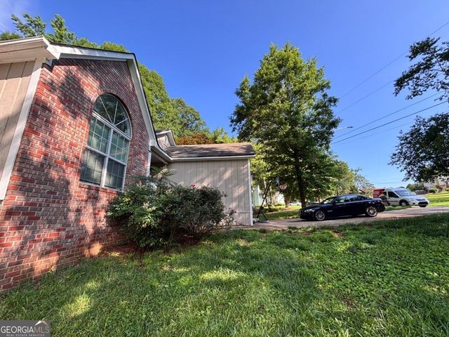 3230 Plymouth Rock Drive, Douglasville, GA 30135