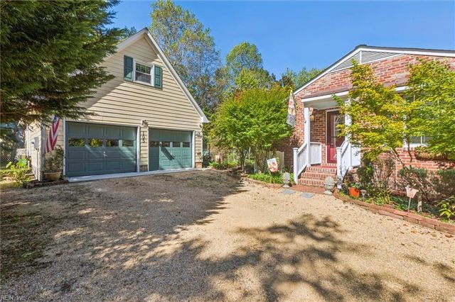 105 Sherwood DR, Williamsburg, VA 23185