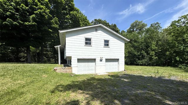 296 Greeves Road, New Hampton, NY 10958