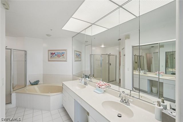260 Barefoot Beach BLVD 302, Bonita Springs, FL 34134