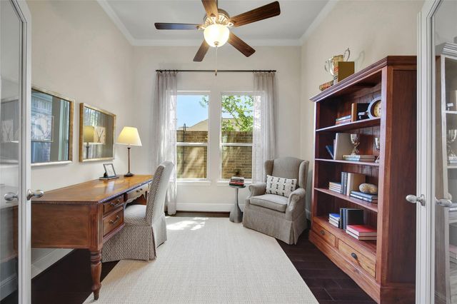 15 S Lochwood Way, Tomball, TX 77375