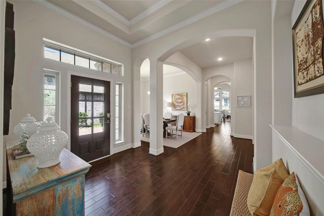 15 S Lochwood Way, Tomball, TX 77375