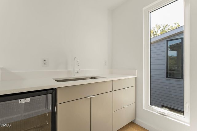 409 Alston Street 102, Raleigh, NC 27601