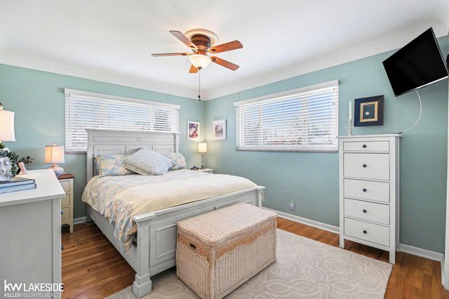 26360 Jefferson Avenue, St Clair Shores, MI 48081