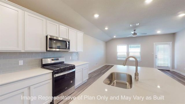 5650 Canvasback Drive, Orange, TX 77632