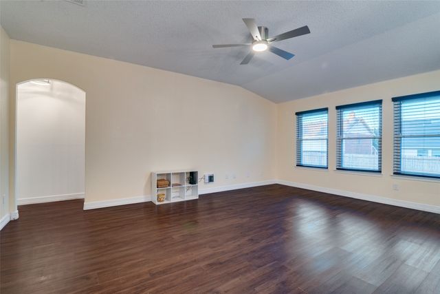 1014 Bainbridge Lane, Forney, TX 75126