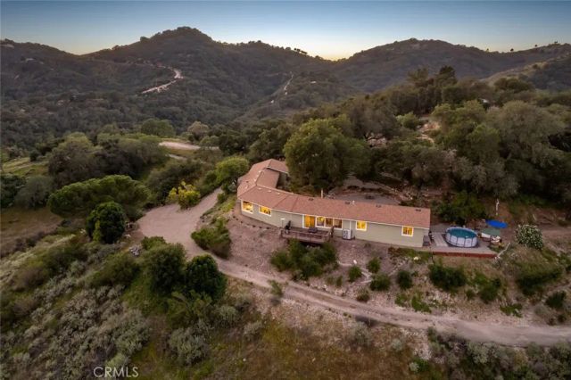 9954 Wildflower Road, Santa Maria, CA 93454
