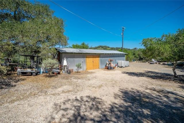 9954 Wildflower Road, Santa Maria, CA 93454
