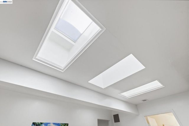 2491 W Avenue 133Rd, San Leandro, CA 94577