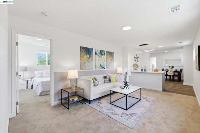 2491 W Avenue 133Rd, San Leandro, CA 94577