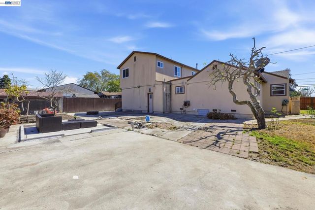 2491 W Avenue 133Rd, San Leandro, CA 94577
