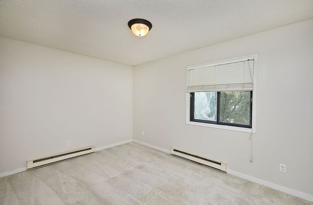1831 Fuller Road 20, West Des Moines, IA 50265