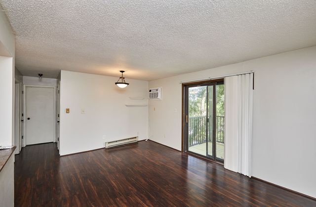 1831 Fuller Road 20, West Des Moines, IA 50265