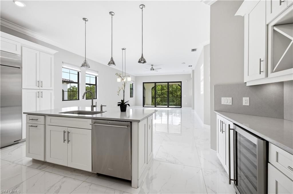 16374 Viansa WAY 301, NAPLES, FL 34110 — photo 3