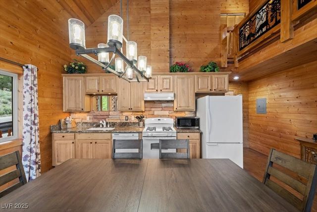 4830 Silver Tip Way, Mount Charleston, NV 89124