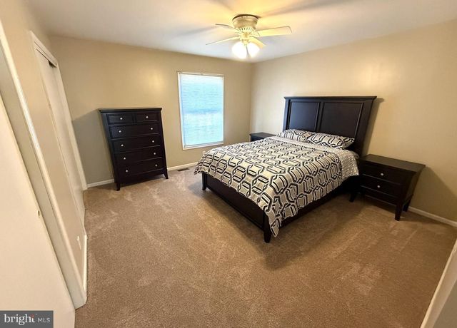 136 ALBEMARLE DR, Blue Bell, PA 19422