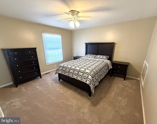 136 ALBEMARLE DR, Blue Bell, PA 19422