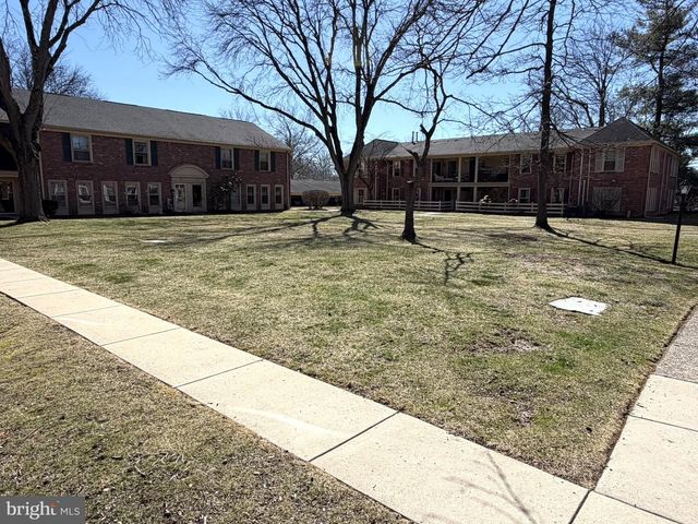 136 ALBEMARLE DR, Blue Bell, PA 19422