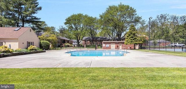 136 ALBEMARLE DR, Blue Bell, PA 19422