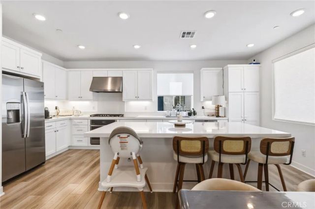 26799 Keystone, Valencia, CA 91381