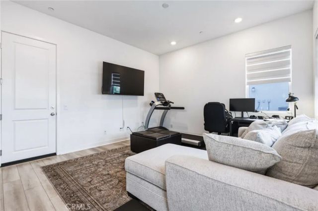 26799 Keystone, Valencia, CA 91381