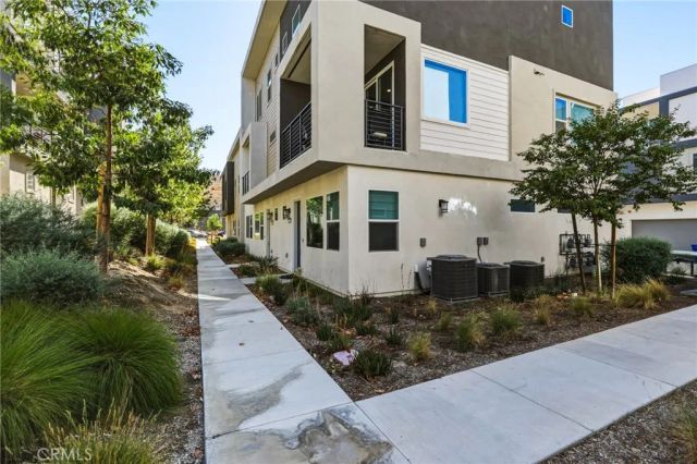 26799 Keystone, Valencia, CA 91381