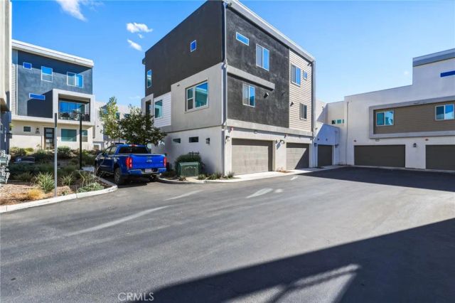 26799 Keystone, Valencia, CA 91381