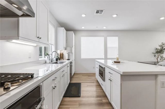 26799 Keystone, Valencia, CA 91381