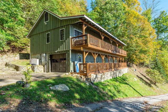 322 Goldenleaf Road, Mars Hill, NC 28754