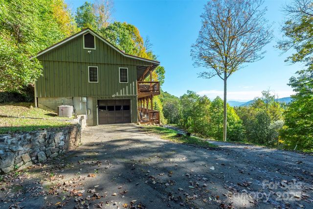 322 Goldenleaf Road, Mars Hill, NC 28754